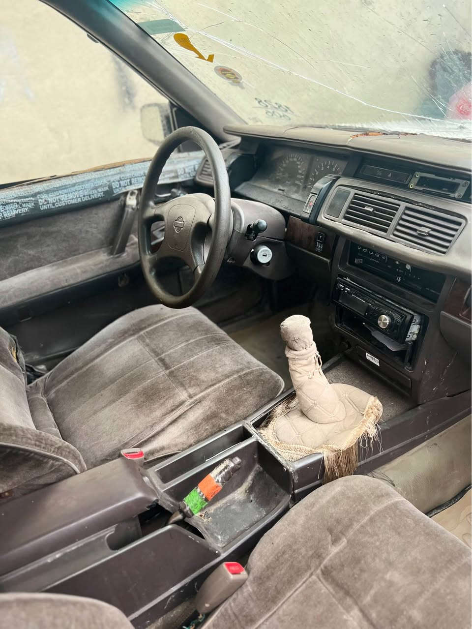 نیسان سدریك 2001
تەبرید لەسەر سویج 
گێر و مەكینە و ئەكسل لۆك
مەكینەی ئەورپی هەفتەیەكە بۆی بەستراوە
رەقەم و سەنەوی تا كۆتای 2030 تازەیە 
بەناوی خۆمانە وكالە بەناوكردن بەشەرت
سەیارەكە زۆر خاوێن ماوەتەوە 
تەنها كورتە مەسرەفێكی دەوێت دوو سێ پارچە و دەعامیەكانی بۆیاغ بكرت باقی زۆر توند و تۆل و مەزبوتە 
دەعم و لێدرانی قورسی نیە
سەیارەكە غاز و بەنزینە
سعر 22 وەرەقە و کەمێك مەجال
شوێن / هەولێر
بۆزانیای زیاتر نامە بنێرن لەخزمەت دام. أربيل, العراق


**إذا كنت صاحب هذا الإعلان وتريد حذفه لأي سبب، رجاءا أرسل رسالة إلى الدعم الفني**