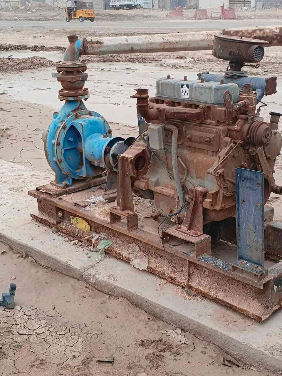 البيع مضخه ماء جديده محرك بيركز صيني شغال نقص سلف العنوان بغداد المعامل السعر تصل ودلل

*********** احمد 

*********** ياسر 
***********
