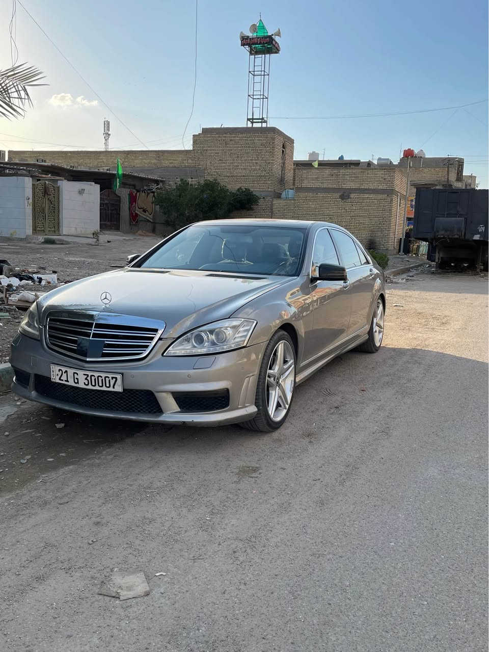 مارسيدس AMG S63 موديل 2007 ماشيه 200 الف حقيقي سيارة بيه جاملغ بنيد صبغ بدون ظربه مكينه وكير كله خير من الله عله وظع شركه كل نقص مابيه بسمي   سعر185  فول موصفات واحد عله واحد رقمي *********** بغداد, العراق
