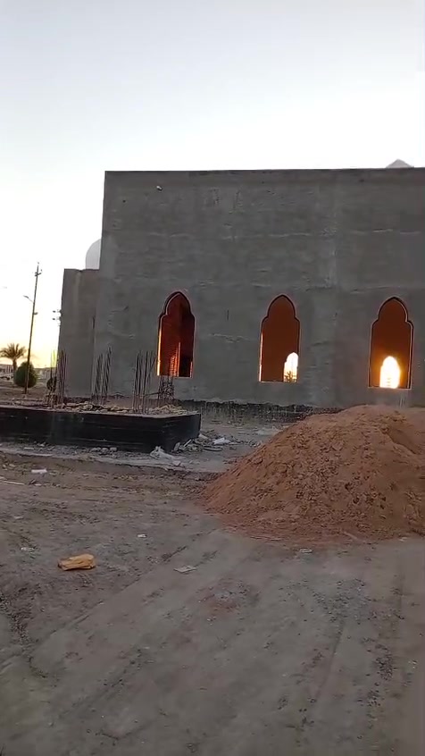 مكملين كل التجهيزات بس محتاجين اجور العمال واعرف صعبه عليكم تعوفون الجامع بعد هالمرحلة

هذا الكاشي وهذا الرمل وهذا الجامع والاسمنت موجود والجنه عرضها كعرض السماوات والارض وين اهل الغيره وين الي يفزع لنا والله مؤثر وكلام ابد مو قليل هذا ما قاله الشيخ د. باسم الفهداوي ويناشد الخيرين واهل الهمه والغيره ع بيوت الله والمؤمنون حقا
.
وانا بدوري اقول الخيرين واهل الغيره كثر ولا يرضون ان تتوقف مسيرة الاعمار والبناء وعمارة بيوت الله ادري ما تكدرون تعوفون بيت من بيوت الله دون ديمومة عمل وخير الكلام ما قل ودل ايها الخيرين هلموا وسارعوا وهنيئا لكم الأجر

نريد نكمل الكاشي حتى بعدها نتوجه للكهربائيات ونرفع النداء الذي هو اعظم نداء الله اكبر الله اكبر ننتظركم وبكل ثقه احنا دا ندليكم ع شي يفيدكم لان الفلوس تخلص وعمرك يخلص ويبقى الاثر والاجر (فما عندكم ينفد وما عند الله باق)
للاستفسار والتبرع
شيخ باسم ***********
هيثم الفهد *********** وبيه زين كاش
وهذا الماستر ٧١٤٧٤٨٩٩٢١
والي يريد يجي بنفسه ويوصل تبرعه بايده احنا ممتنين
@إشارة
