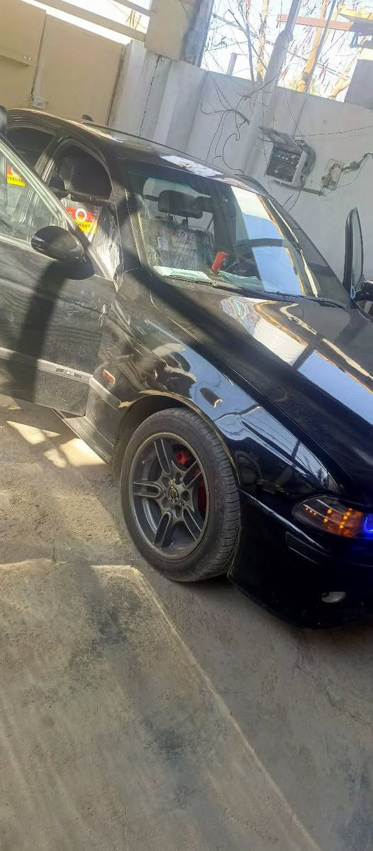 للبيع او مراوس بجارجر بي ام صقر موديل 2000 كراسي كهرباء فتحه تايرات جدد ويل رياضي سياره جائزه من كلشي ***********
