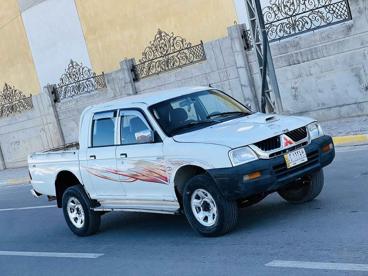 بيكم مستبوشي فورويل مديل 2006 سعر 58 وبيه مجال للاستفسار الاتصال ***********مكفوله كفاله عامه من صبغ وضربه وتبديل مواصفات  فورويل جام كهربائي مري كهربائي مكينه كاز  رقم بغداد سنويه لل 27 مشروع وطني مكينه وكير مكفولات حداديه جديدهه تخم تاير جديد تبريد سياره جديده وجاهزه وأي نقص مابيهه مكان سياره كربلاء
