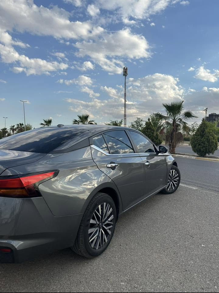 Nissan Altima sv 2025
AWD
بریک بسمە
شاشة
کامیرة
رادار 360
٢ قطعة مسبوغ بدون دواخل
سعر : 14,800$ مجال
***********
***********
