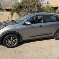 كيا نيرو 2022 بانزين كهرباء شحن منزلي وهايبرد ثلاث انظمه الحادث بارد ف...