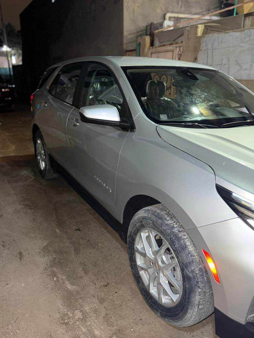 السلام عليكم 
سيارة كوينوكس ميديل ٢٠٢٢  وارد امريكي حادثها بنيد فقط وبيها بارد بل الصندوك على كد شبر سياره نظيفه وما ماشيه بس ١٧ الف رقمها بصرة تحويل ثاني يوم مكينه ١٥٠٠تيربو  السعر ١٦٠ ورقه وللاستفسار التواصل على الرقم 
***********
ملاحظه انه مكلف بل النشر فقط شط العرب, البصرة
