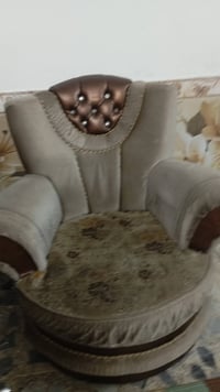 تغم البيع السعر 75وبي مجال الطيبين التواصل عبر هاذه الرقم 07704754904