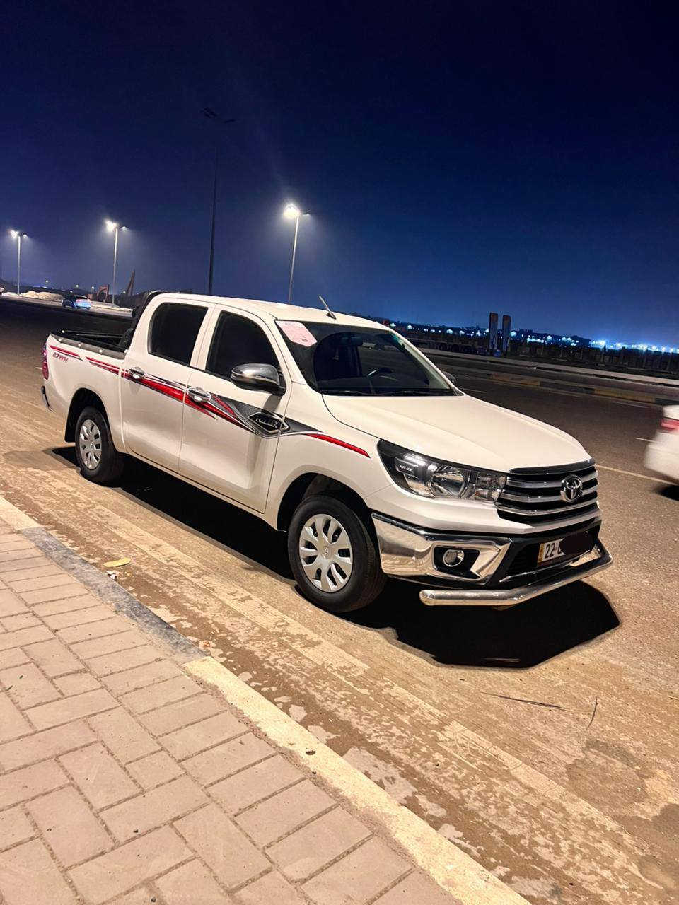 سلام عليكم تويوتا هايلوكس 2024
مكفوله ضربه صبغ تبديل بيهه بارد مكان واحد فقط
كير عادي ماشيه 50 الف 
السعر 240 مكان البصره
***********
