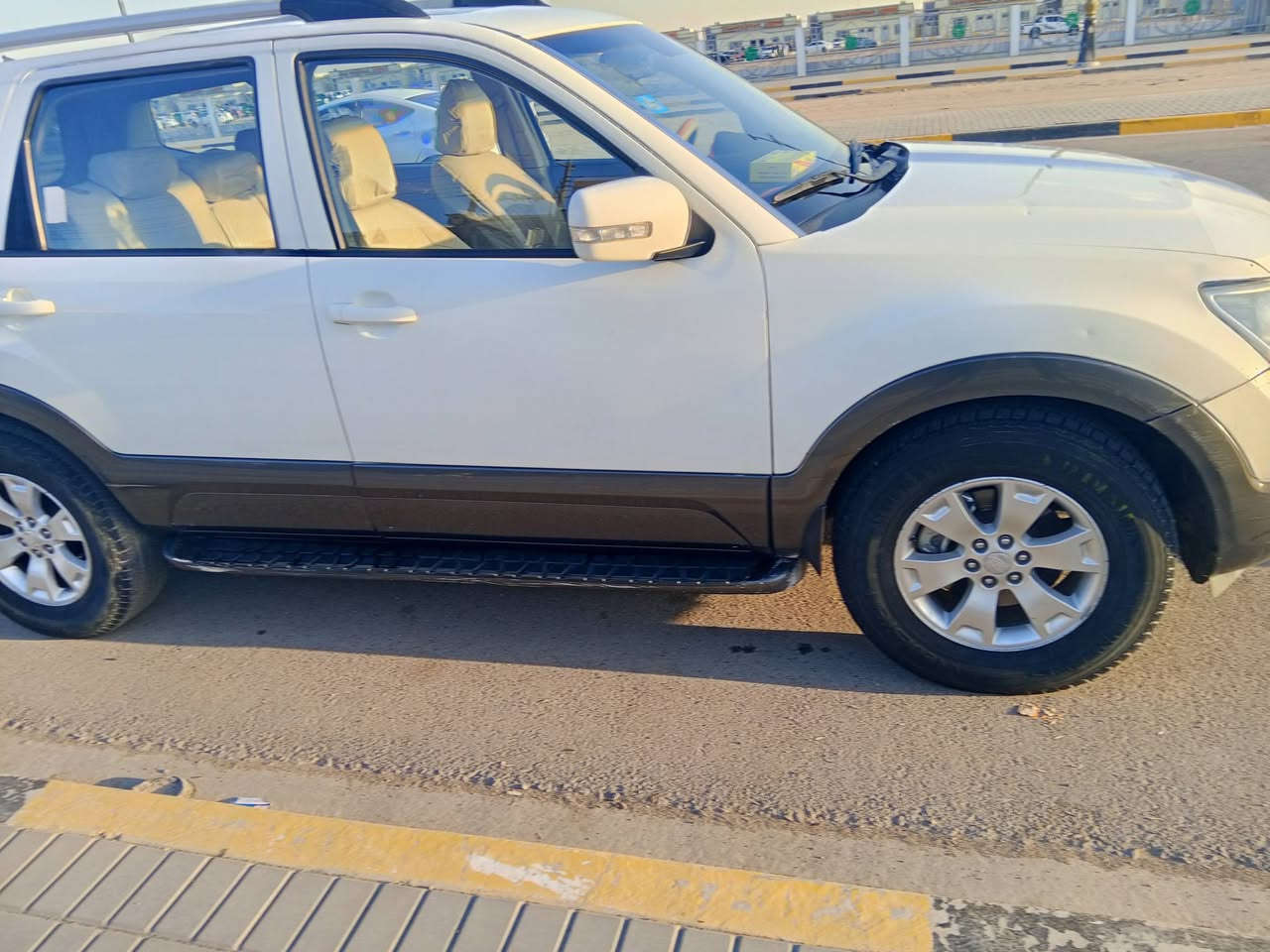 سلام عليكم كيا موهافي 2010
رقم بصره انكليزي والسنويه لل2030
مكان السياره بصره
محرك 6سلندر 3800
فول موصافات السياره 
فتحه سقف 
كشنات كهربائيه 
تحكمات انضمه قياده فول للااخير 
كفاله من الضربه والتبديل بيها فقط رش قطعتين وباب كلير السونار مرفق مع الصور 
للبيع او مراوس 
السعر 118
***********
***********
