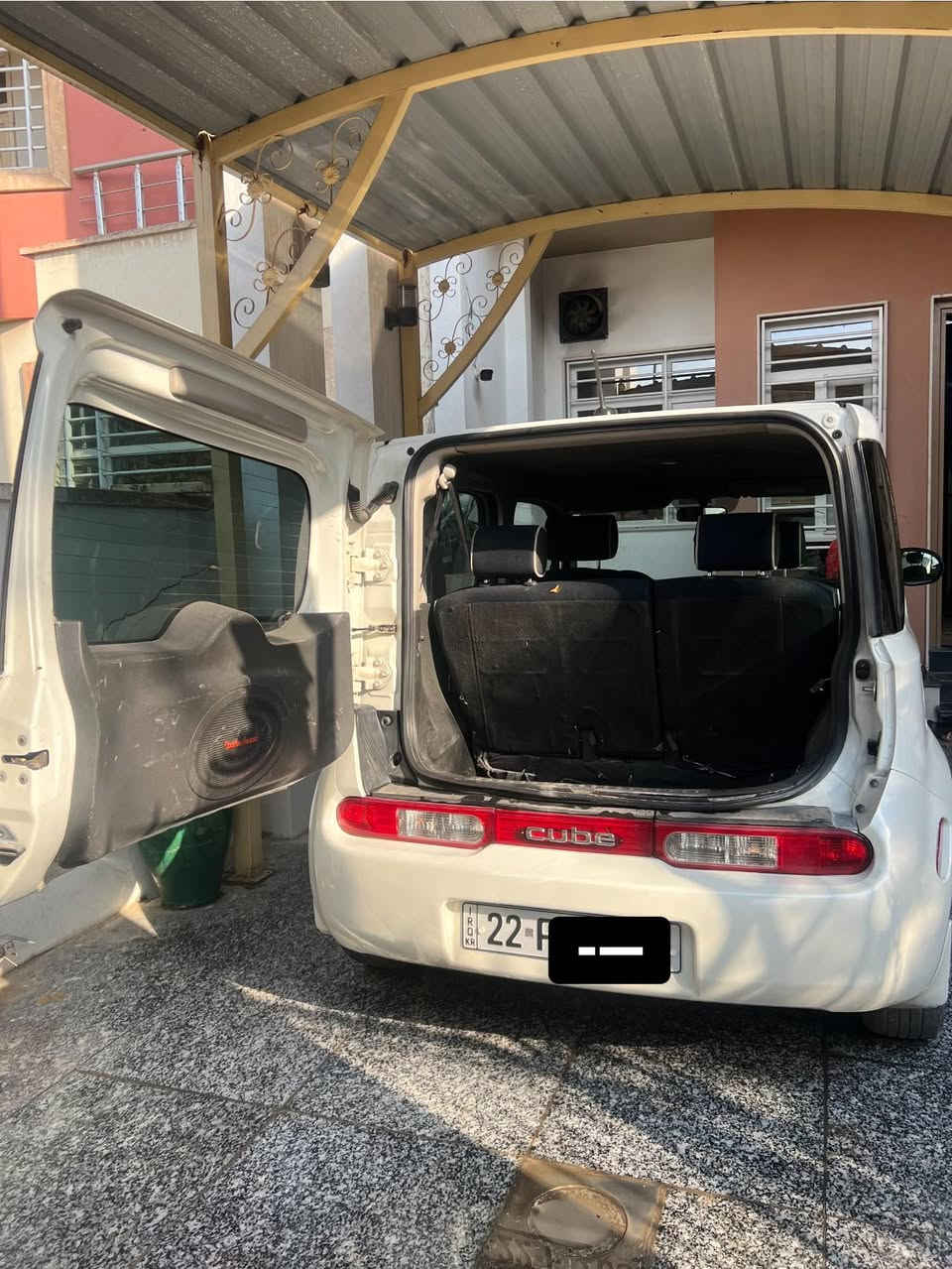 سيارة كيوب 2012 نيسان للبيع

اللون ابيض صدفي

رقم اربيل

مواصفات السيارة
كير اوتوماتيك
بصمة تشغيل
بصمة ابواب
جامات اوتو
ماسحة جام خلفية
اوفر درايف
محرك نيسان فيرسا 1600 سيسي اقتصادي
تبريد تدفئة فول

الضرر جاملغ ايسر وبوند 

التواصل على الرقم

***********
