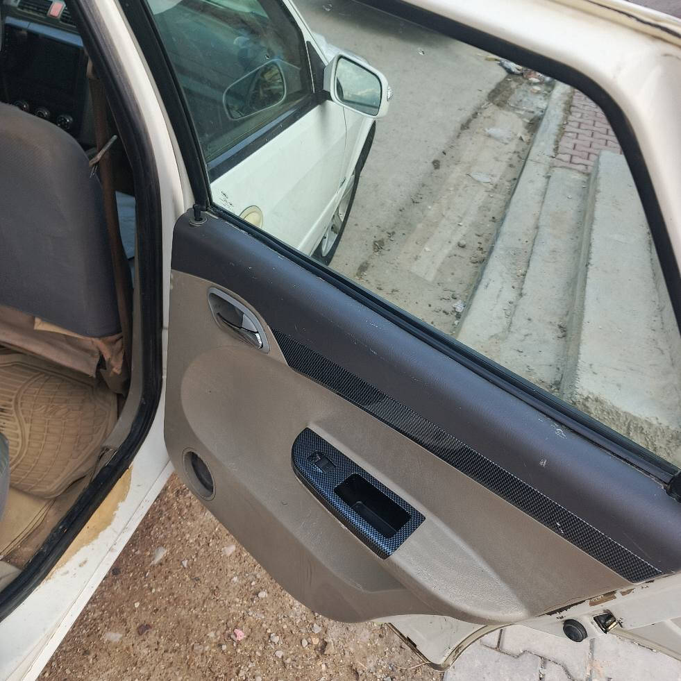 سلام عليكم سياره ليفان 520 لبيع السياره خير من الله كامله كلهه ما عده المكينه خابطه مي اودهن يعني كازكيت  تخم تاير جديد صدر خلفي امامي جديد باتري جديد بور جديد السياره كامله من كلشي ماعده المكينه ابيع مكينه كايمه سنويه جديده هزه جديده يعني تحول بدون هزه السعر 35ورقه مكان السياره الحسينيه الراشديه *********** الفارس, صلاح الدين
