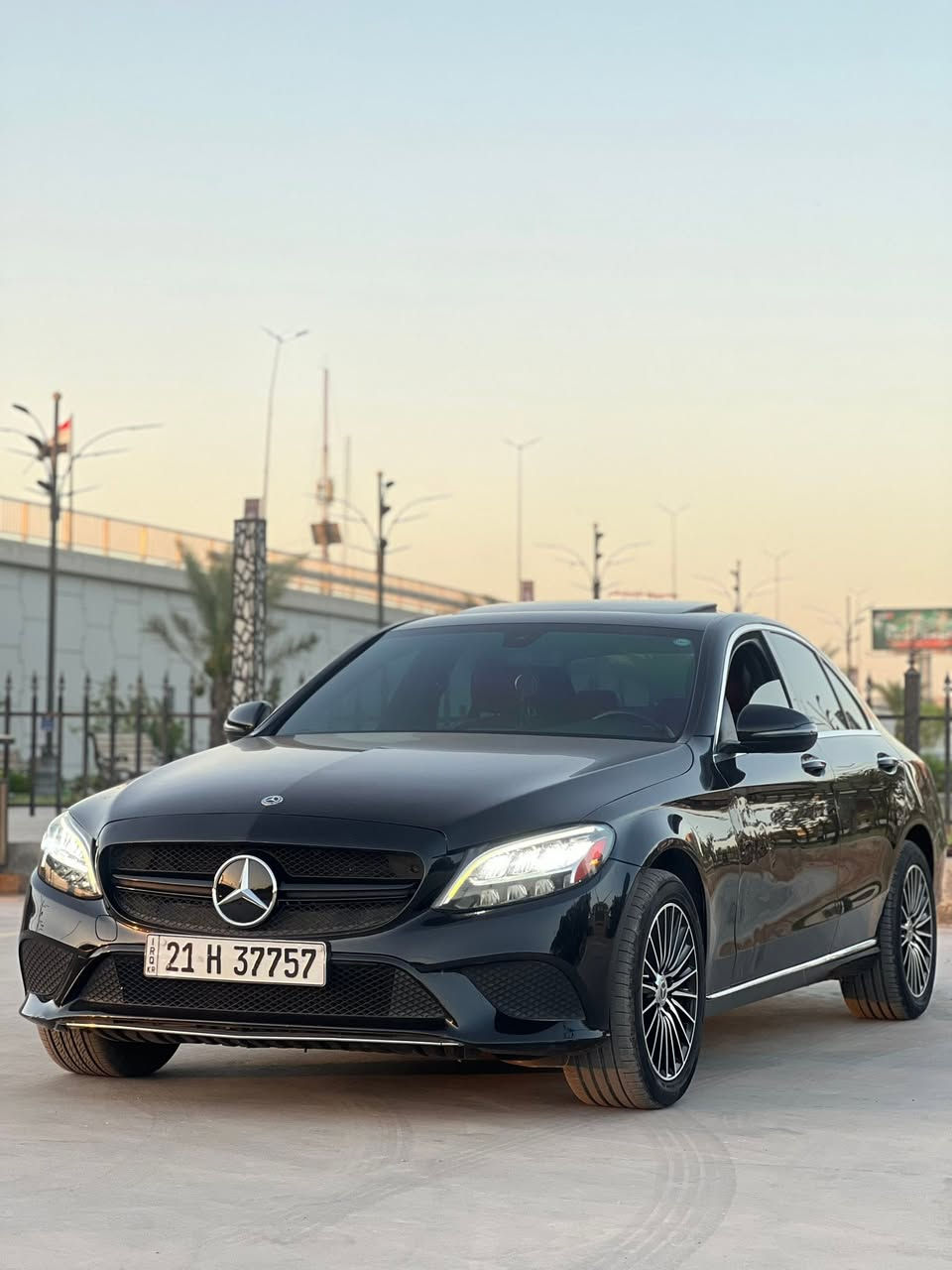 السلام عليكم ماشاء الله
Mercedes C300 2019 تو ويل 

رقم سليمانيه   (باسمي تحويل مباشر )

سلايد
ماشية 45ml

سستم سماعات برومستر

داخل لدات ٦٤ لون

كشنات كهرباء

كشنات تدفئة

رادار امامي

رادار خلفي

نقطه عمياء

اوتو ستوب

حساس امامي خلفي

لايتات زينون ٨ عدسات 

جنطه كهرباء

بصمه ابواب

بصمه تشغيل

شاحن وايرلس

شاشه كار بلي

ويل ١٩ اصلي

وبعد بيها هواي مواصفات معروفه 

السياره تضليل بالسنوية

وارد امريكي حادثها فقط دعاميه خلفي ) صبغ جاملغ خلفي نصه 
بونيد كلير من امريكا  فقط بدون دواخل  (بدون ايرباك )

المحرك والكير مكفولات من الفتح والتبديل

#السعر مناسب جداً 198

مكانها اليرموك 

للاستفسار: ***********
