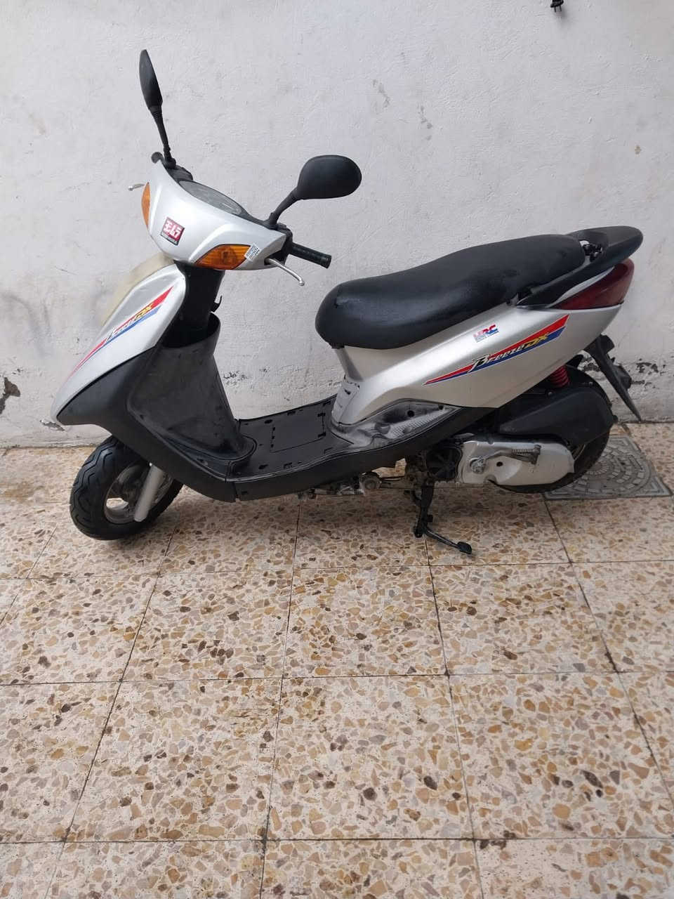 سلام عليكم للبيع بريز يباني دراجه جديده كامله سعر ٤٥٠ مكان بغداد بلديات دراجه مكفوله  اوراق كامله كفرات مختمه *********** نتصل خاص ماكو
