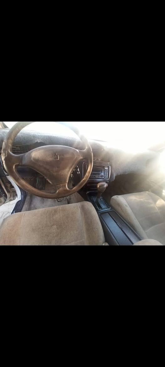 السلام عليكم للبيع بطه السعر 22 بيع مستعجل كير و محرك 2500 vvtمالت ملكه شرط كير و محرك جدد تبريد ثلج  حداديه نص و نص. رقم انبار مشروع وطني  مكاني نجف رقمي*********** النجف, العراق
