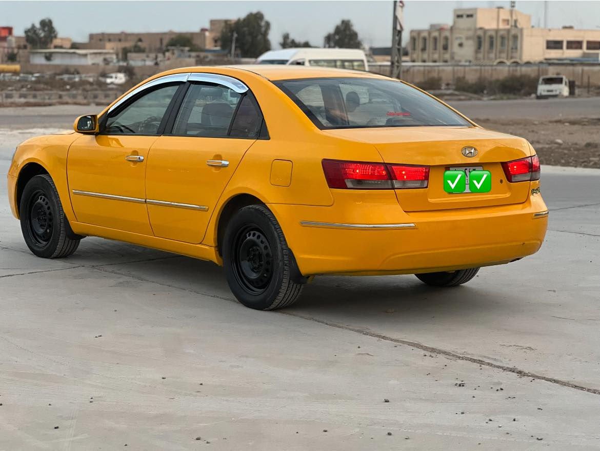 سوناتا خليجي ٢٠٠٩
رقم مثنى مميز مشروع وطني 
راعيها بالكوت تحويل ثاني يوم

مصفرة هيئة وغرامات وخط وبحث 

مكينه ٢٤٠٠ دوش 

( بيها جاملغ وبنيد ضرر بسيط بمقدمة اللغد ) 
( باب خلفي تبديل فقط بدون دواخل ) 

السعر ٩٥ وبيها مجال للشراي 

مكاني كوت مركز مدينة. 

***********
