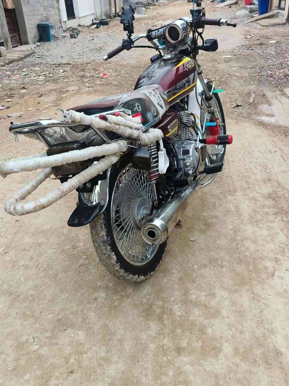 سلام عليكم موطور ربعة كير 
تايكر سونك الصلي محرك شرط رقم شاصي واضح موطور كامل مكمل موديل 2024مكاني ديالى بهرز السعر 725وبي مجال حك الجية ***********
