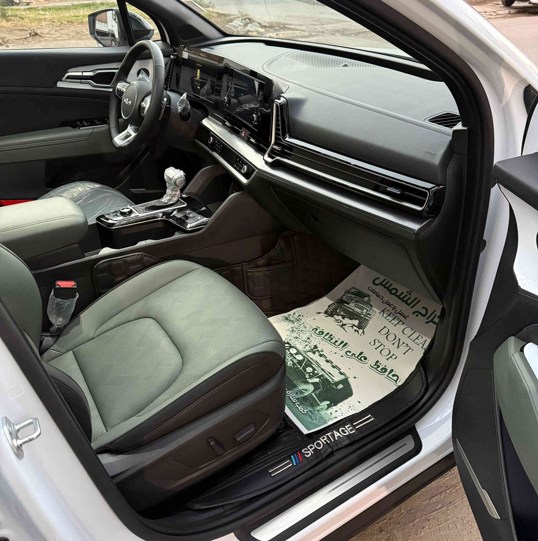 السلام عليكم سبورتج 2025 بلاك ايدشن خليجي ضمان المجموعة الدولية 5 سنوات او 100 الف رقم بغداد الجديد بأسمي مكفولة من الصبغ والتبديل والبارد ماشية 14 الف
فول مواصفات
بصمة + تشغيل عن بعد
بانوراما +  الأنارة الداخلية LED
كراسي الأمامية كهرباء + صندوق كهرباء
داخل زيتوني واسود جلد وكنتارا 
مقاعد الأمامية تدفئة+ مقود تدفئة
 شاشة كبيرة +كامرة خلفية دوارة
6 ايرباك +شاحـن وايرلـس
مرآة اوتو دم + حساس مطر
تبريد شاشة مناخين منفصل 
حساس امامي + خلفي
مانع انزلاق + مانع انحدار
هند بريك بصمة+ أوتو هولد
قطعتين تبريد+ اربعة انظمة قيادة
انارة الأمامية LED + انارة خلفية LED
تحكم ستيرن جهتين + شفتات
اشاير بل مري والمري كهرباء
محرك 2000+ شاشة اعطال
كت بيانو بلاك اسود لامع + ويل حجم 19
انارة محيطية داخلية
السعر 260 بيه مجال بسيط
مكاني بغداد للاستفسار ***********
