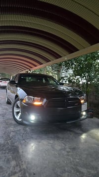 جارجر 14 حادث بنيد مبدل أصلي نص باب صبغ  باب عسكس السايق السياره مال ب...