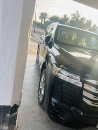 لاندكروز للبيع ماشية ٤٢ الف مكفوله شركة بريم فول مواصفات السعر ٧٠. الف...