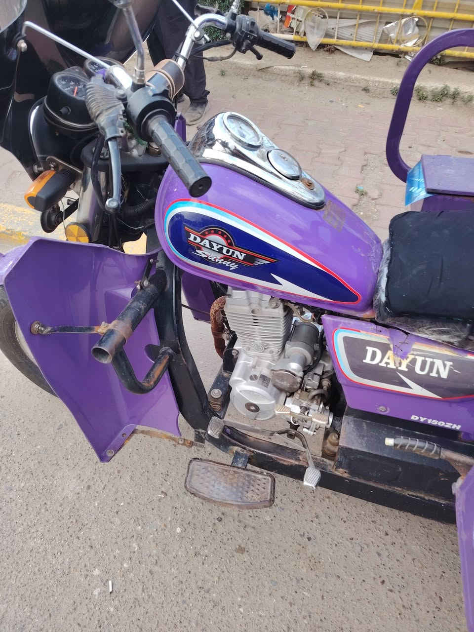 ستوتة دايوان موديل 21
السعر    مليون وست مئة 
العنوان الشعلة  جسر الشعب
رقم الموبايل ***********
