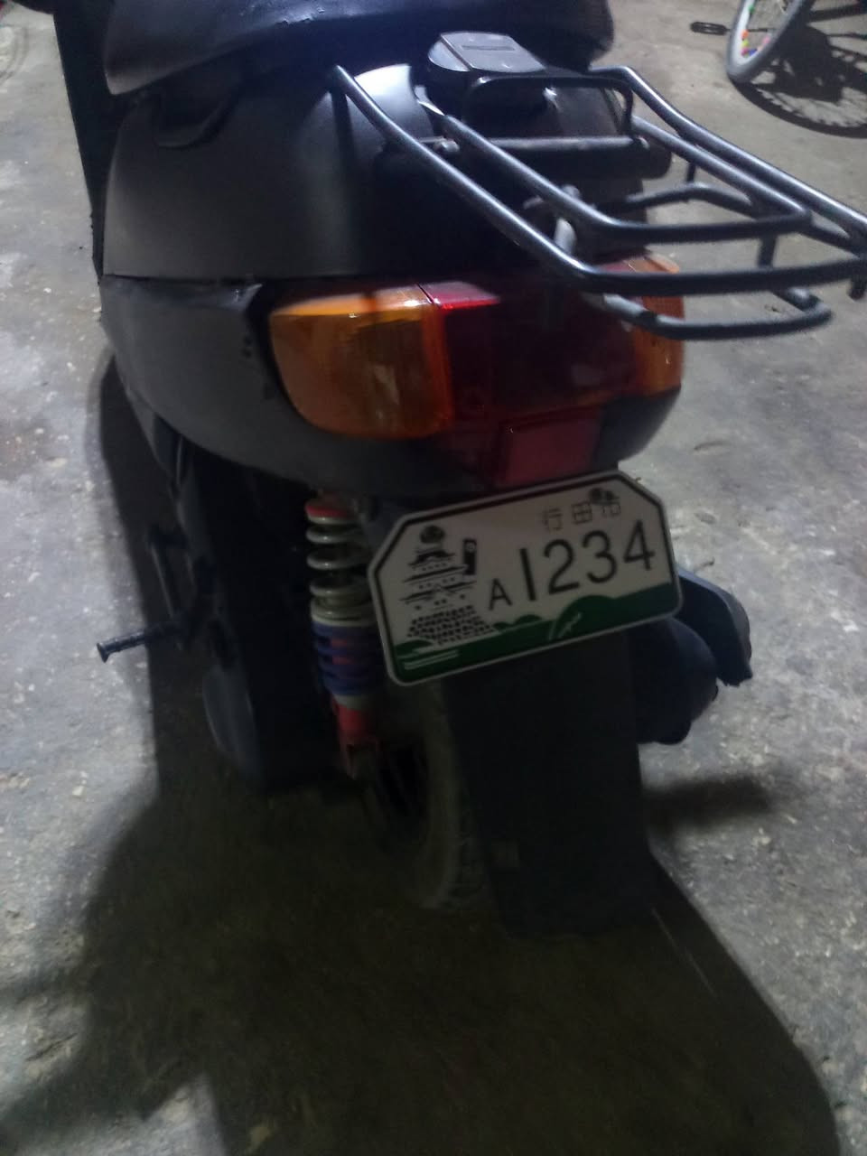 سلام عليكم دراجه لبيع حلوه ومتعبك هندر واحد بكل وقت نقصه باتري تفاصيله داخل فيديو سعر ١٥٠ وبيه مجال لطيبين مكاني كربلاء الحر الرقم ***********
