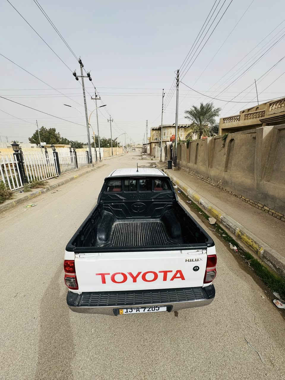 TOYOTA HILUX 2013
كويتي -الساير 
شاصي 19
كفالة من الضربة والتبديل والحادث القوي بيها صبغ بسيط نهاية البدي موضح بالسونار 
رقم ميسان انكليزي تحويل مباشر 
كير عادي 
مكينة مكفولة من التبخير والتنقيص 
حدادية. 100‎%‎
تبريد تدفئة كله شغال 
جاهزه السياره من كلشي ما ناقصها برغي 
عنوانها /الناصرية-قضاء الدواية 
***********
