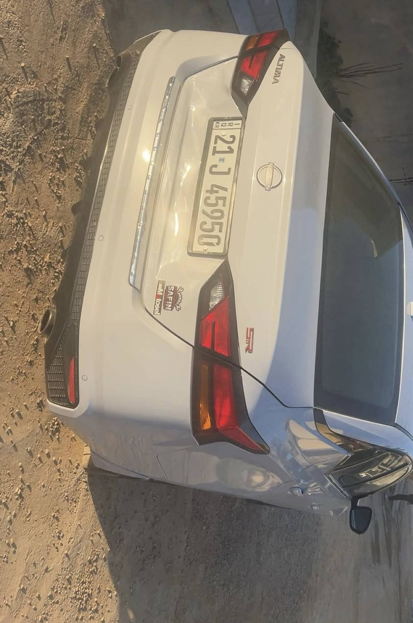 2023.    نيسان التيماplasSR
ماشيه 50 الف
حادثهه موضح بصوره وممصلحه تعتبر كلين 
فول مواصفات 
بدون اي نقص اي شخطه اوطخه مابيهه 
بأسمي ترقيم جديد
كتاب تضليل ايضأ بيهه
الرقم ***********
