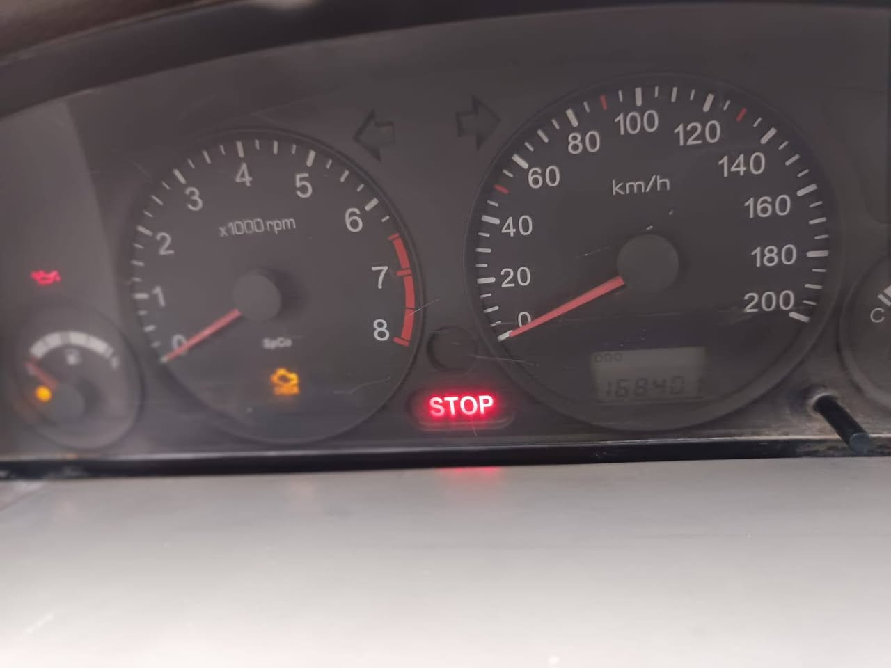 سلام عليكم للبيع بيجو موديل 15 سياره نضيفه مكينه كير مكفولات صدر جديد كهربائيات كله شغاله تدفئه تبريد مكفولات سياره بسمي تحويل ثاني يوم رايده ب 42 وبيها مجال مكاني بغداد 
***********
