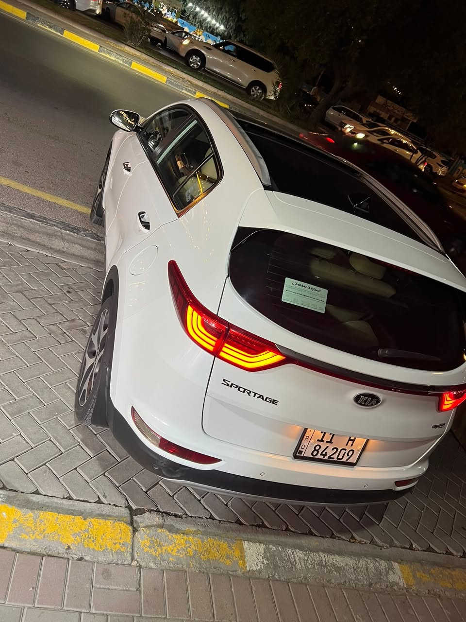 سلام عليكم
كيا سبورتاج 2019 جي تي لاين اعلى فئه مكينه 2000دوش
السياره مكفوله كفاله عامه وكير ومكينه على وضع الشركه
ماشيه 40 ألف حقيقي شرط الفحص
السعر 200 يعني دفترين وبيها مجال مكان السياره بغداد للاستفسار ***********
