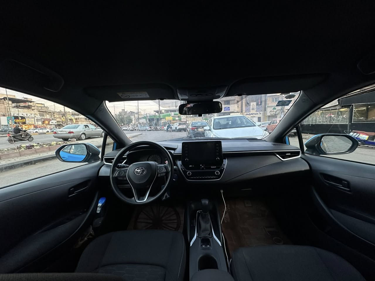 كوريلا هاتشباك هايبرد مديل 2023
السيارة نظيفه جدا السعر 143$
فول مواصفات السياره وارد امريكي 
لون ازرق مميز ماشيه 73km الف فقط 
الضرر الدوسه اليمنه فقط وبدون صبغ
مكاني بغداد الغزالية او الاعظميه

التواصل على الرقم فقط ***********
