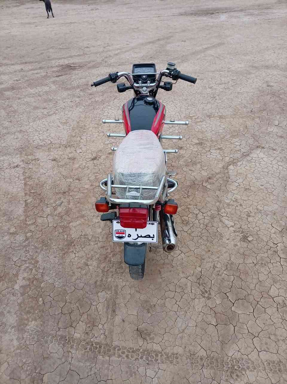 سلام عليكم سيفان 22مكفوله كفاله عامه شرط نضافه 100تشتغل بصمه كيجات سرعه شقاله دراجه اذا مو نضافه 100مو قبول مكان عزيزيه ***********
