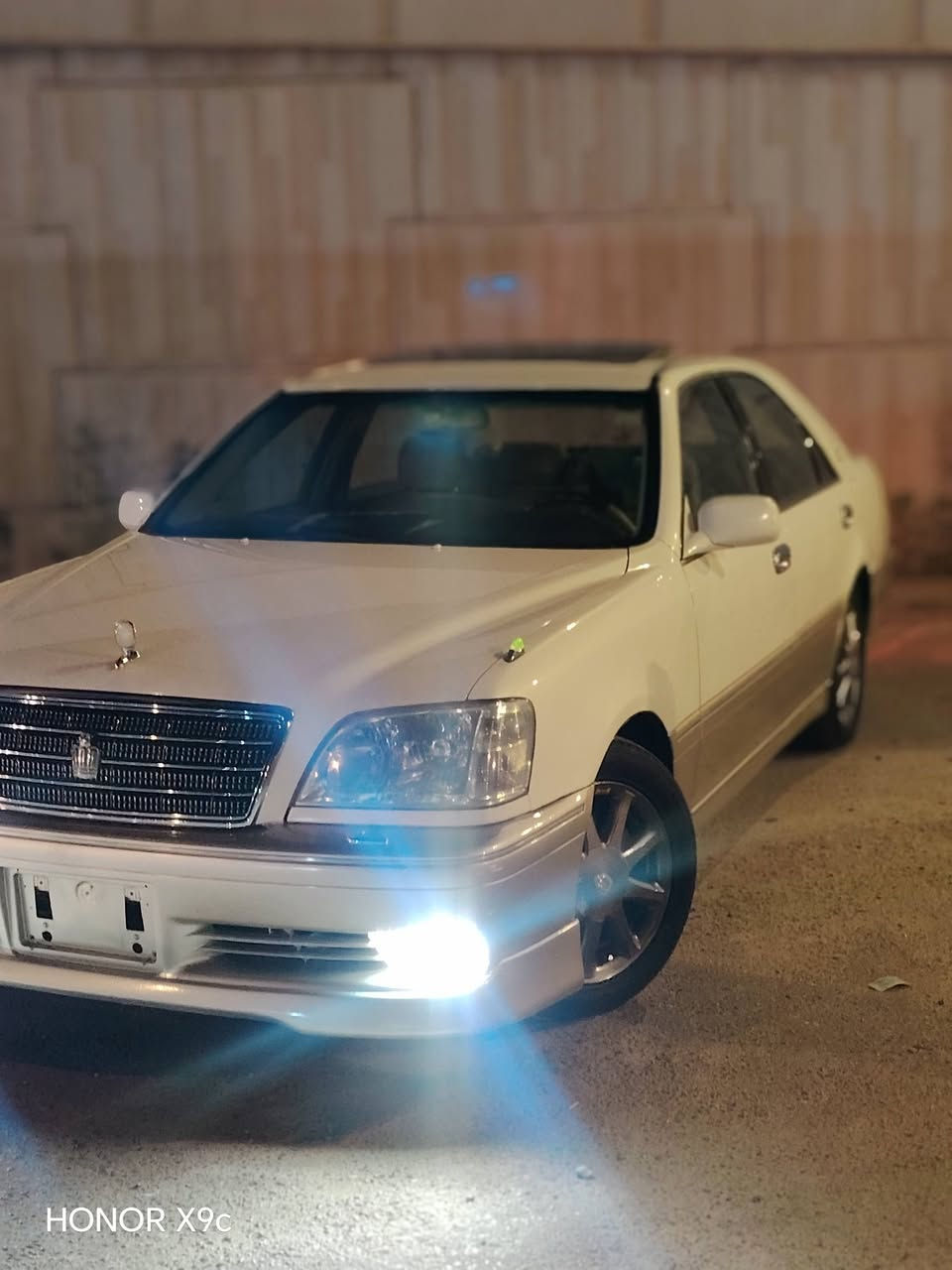 السلام عليكم ملكه 2002 خضراويه كرستال اصل   قرار 102 السياره جديده ماشيه 104 بيها بس الجاملغ الخلفي صبغ بي ضربه شبر وصابغي كله ملوني ولحجول صبغ بل يابان 
السياره 3 دكم فول مواصفات برده خلفيه مري شفط كشنات الخلفيه ول اماميه كهرباء ستيرن كهرباء فتحه السياره لايت متحرك السياره مابيهة اي نقص مسجله ومهزوزه بابل باقيه بس عل رقم ولكمرك   السعر 105 وبيهة مجال للطيبين 

*********** مكاني بابل
