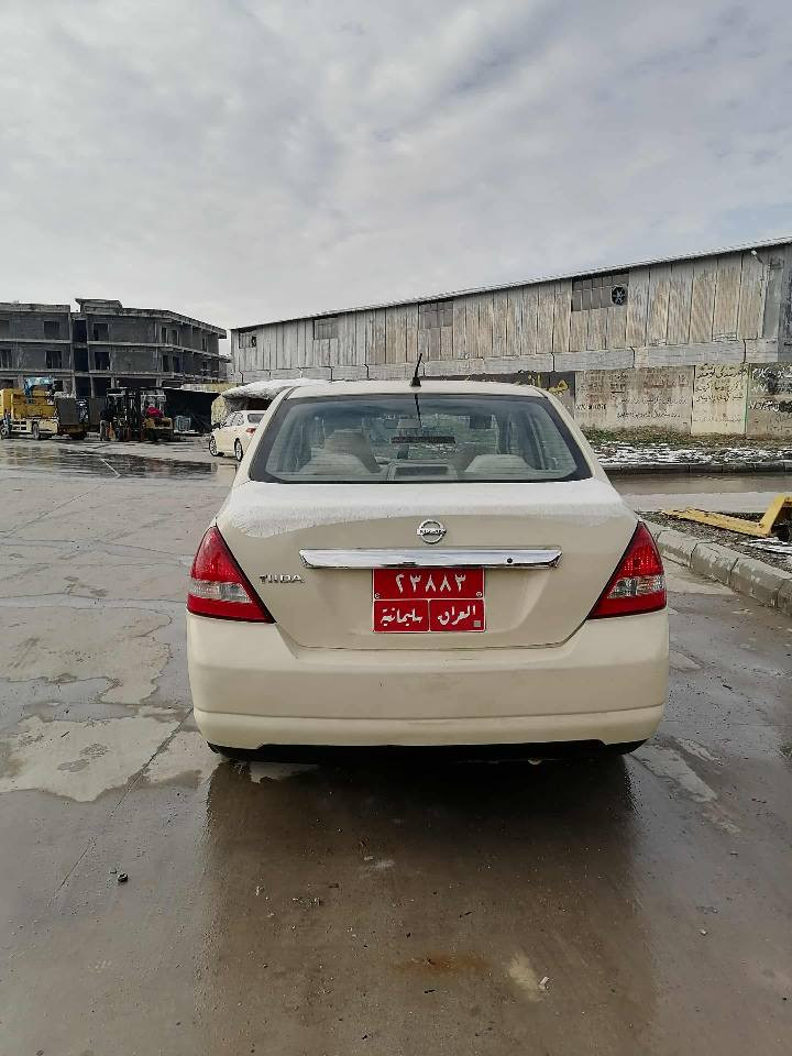 ماشەڵا لە ماڵی هەموولایەک
تیدا مۆدێل 2012 گێڕعادی
بەشەرتی گێڕومەکینەو عەینەو کلاج
یەک پارچە بۆیاخ ڕەسمی سۆنەرەکەیم داناوە بەشەرتی ئەو سۆنەرە کامل جوانکاری کوشنوگاعی و سەقف
نرخی 120 گەڵەو یەک مەجالی رایانە
بۆیە ئەوسیعرەم نوسیوە زەرورین بە فرۆشتنی هی دەستی خۆمەناو مەعڕەز شتی وای تیانییە بەوپارەیە
ناونیشان سلێمانی
ژمارەی موبایل 
*********** السليمانية, العراق
