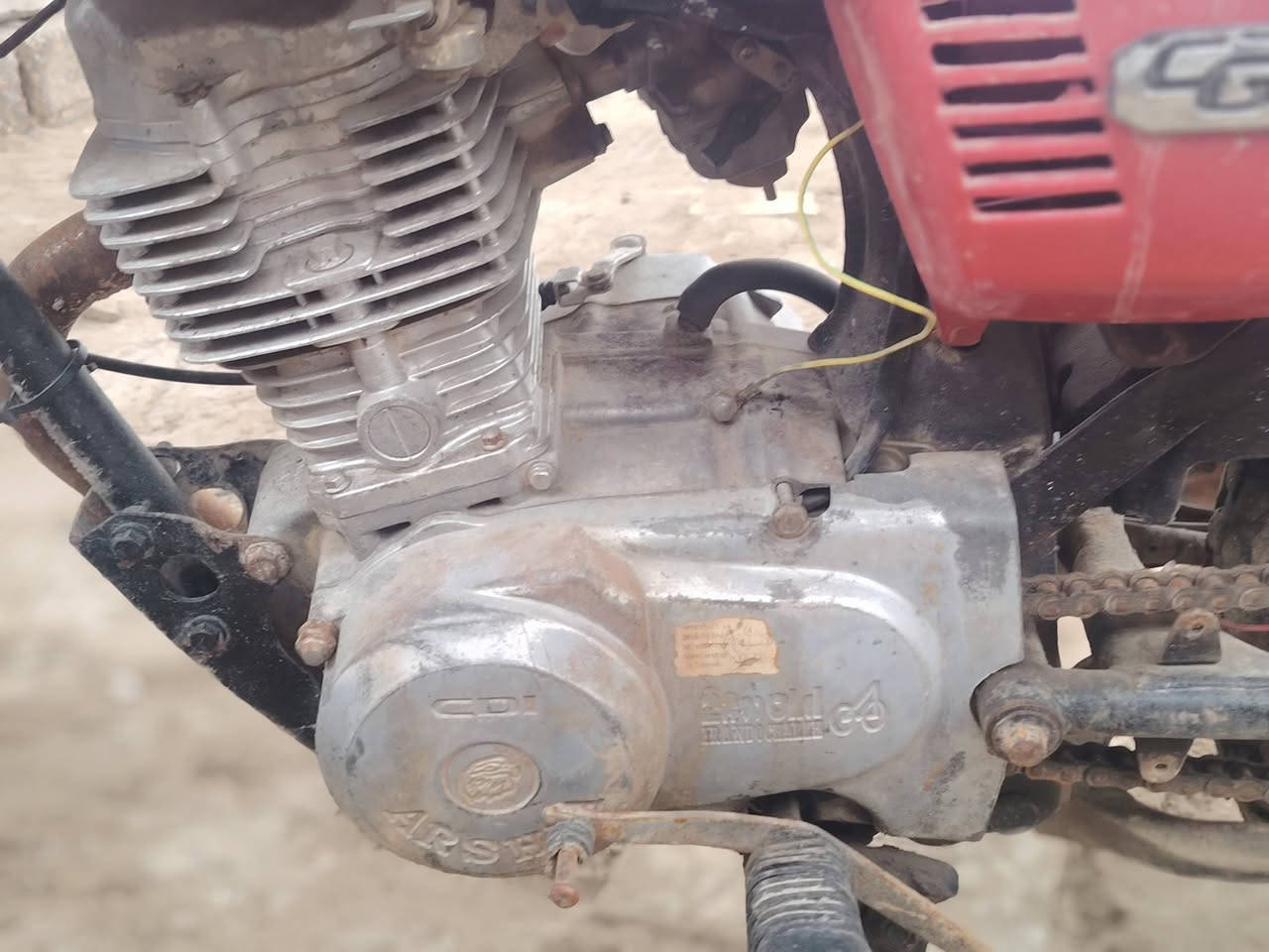 دراجه نضيفه اربعه گير گدامك بالصوره لن متروكه شغاله دبلات جدد معايزه اي شي انطي سعر اورد عليك او اتصال ***********.  المكان (ناحية نفر)
