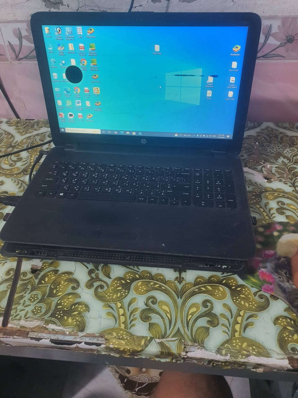 سعرة 100  الف وبيه مجال  شغال ونضيف 
هاتف ***********

