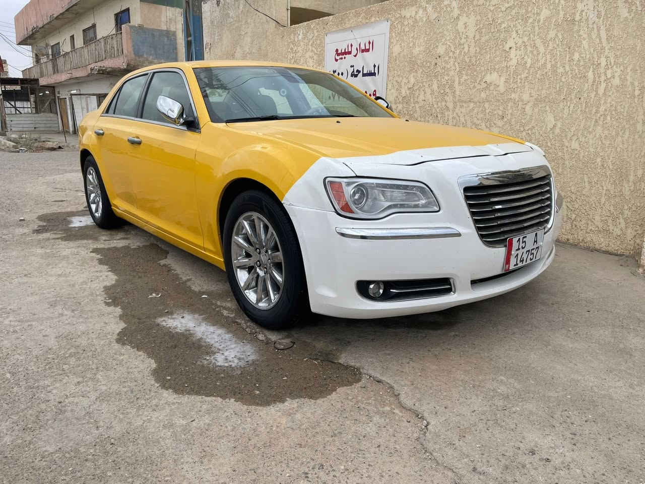 السلام عليكم اوبامه مديل ١٣ داخل عسلي جاهزه مكينه كير حداديه اكسن تبريد ثلج طخم تاير جديد ويلات جدد باتري جديد مدوشمه سفريات كامله وجاهزه من كلشي كبل للشغل رقم انبار سنويه لل ٣٠ مصفره رقام انكليزي راعيه جاري بلعماره ومكان السياره العماره ميسان السعر ١٥٠وبيه مجال بصيط للشراي لاحد يكسر بل سعر سونار موجود ***********
