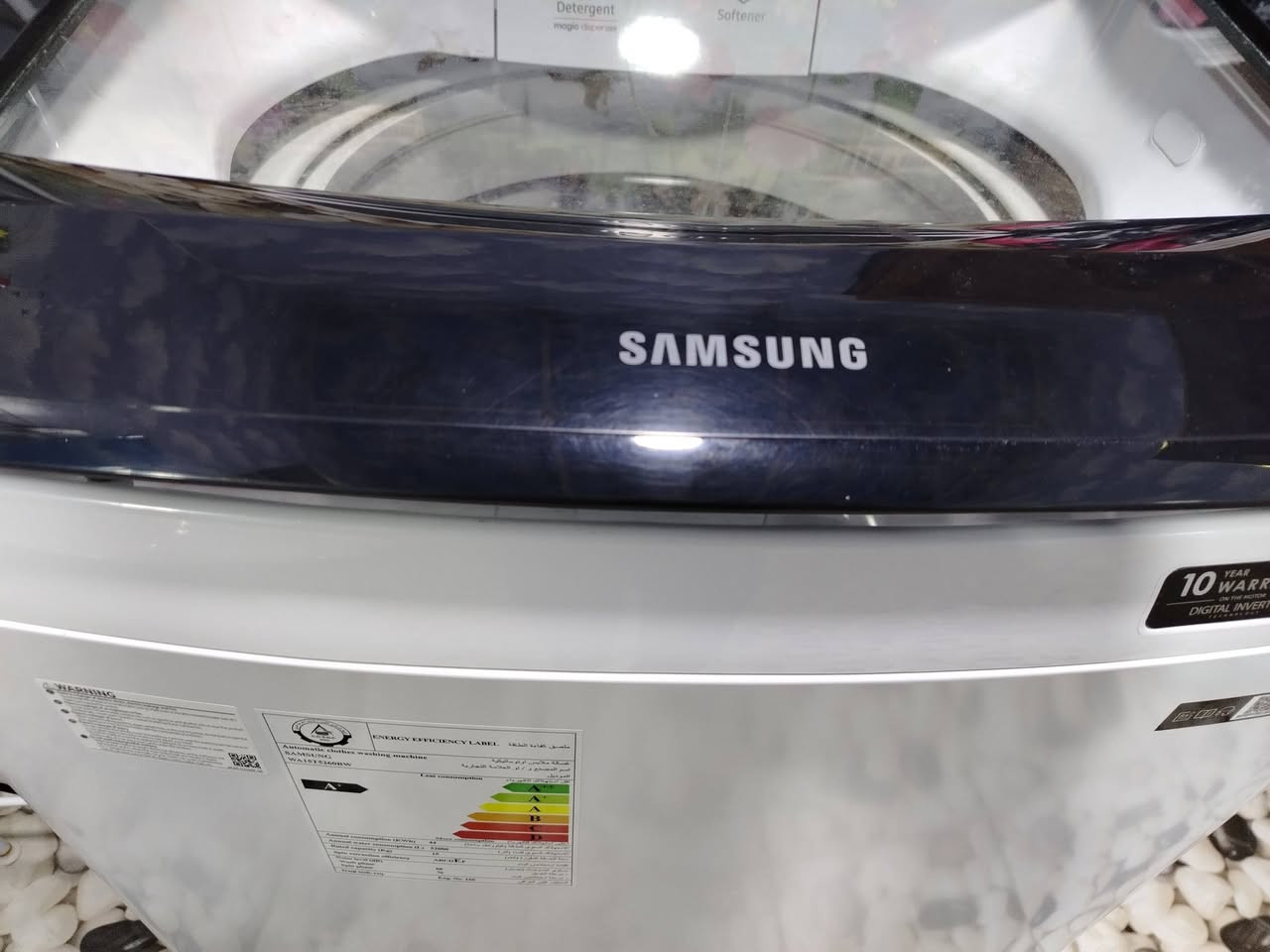 مستخدمه سنه فقط السعر ٦٠٠
***********
