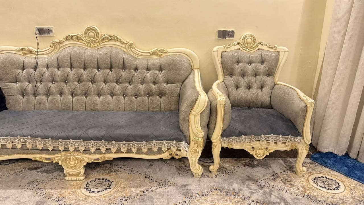 تخم للبيع نظيف للاستفسار ***********بي واتساب/***********
