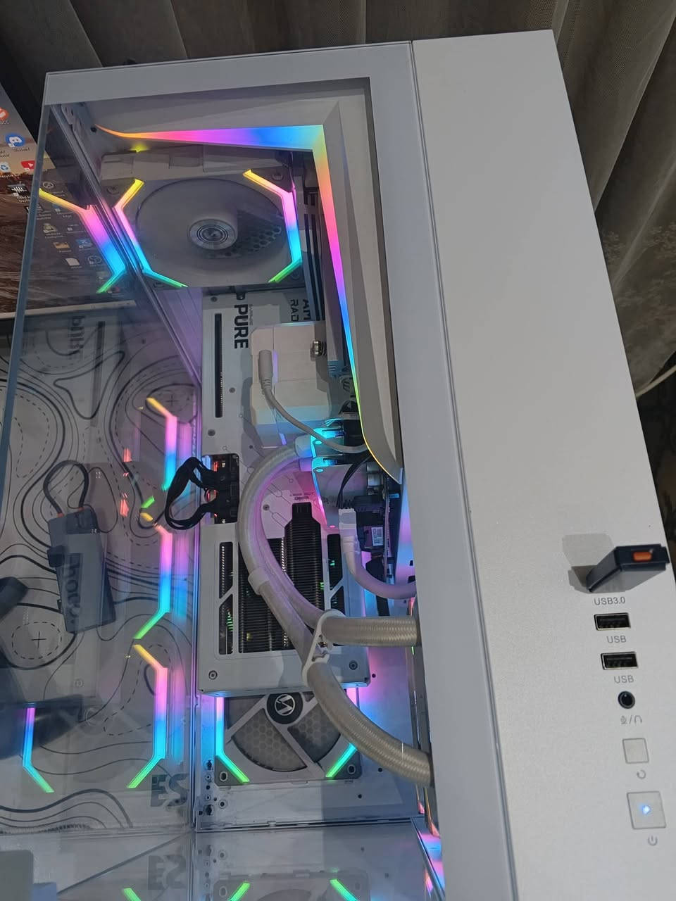 سلام عليكم
9070xt 16 Gb SAPPHIRE 
R7 9700X BOX 
B650M AORUS ELITE ICE 
RAM 32GB 6000 OLOy Blade 5 RGB Performance
 Cooler DARKFLASH DV240s
Computer box TH285 ATX
cable Asiahores Hydrus 24bn+8bn 
fans Lian Li UNI FAN SL120 V2 ×6 
M.2 1T gin 3 
Power 850 GOLD
جميع كراتين ال قطع موجودة + هاي ال فتحة بل كيس من ورة + استعمال قليل اقل لل 6 أشهر


**إذا كنت صاحب هذا الإعلان وتريد حذفه لأي سبب، رجاءا أرسل رسالة إلى الدعم الفني**