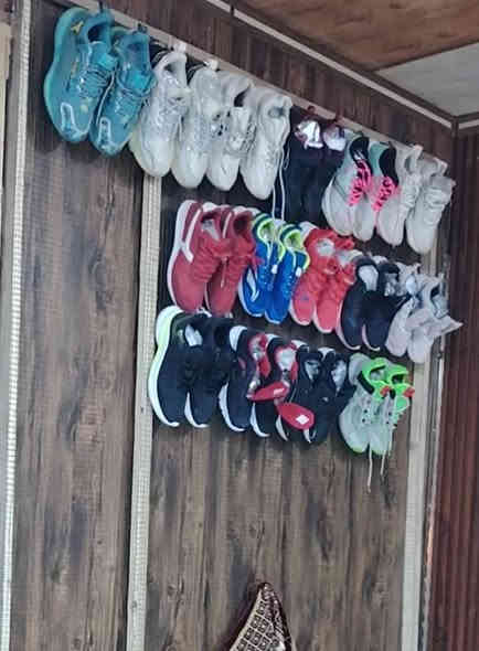 احذيه باله محبحب اصلي بأسعار مناسبه 
ترانشوس اصلي اوربي بأسعار مناسبه 
العنوان الصوفيه سده يم. ملعب محمد حميد 
من الساعه 2 الئ الساعه ال 10 ليلا 
لتواصل*********** 
بأداره ابو جود
