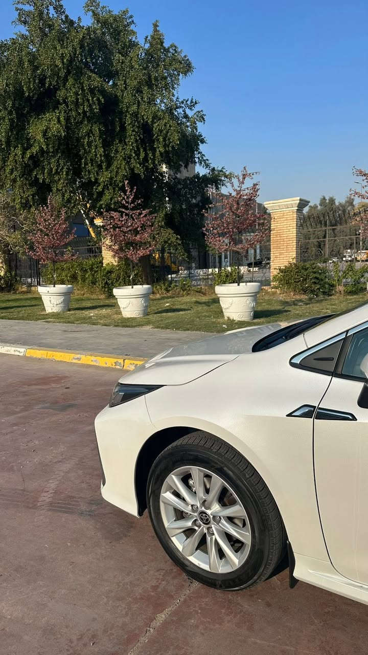 كورلا 2024 وكالة بانزين كفالة عامة
فول مواصفات فتحه سلايد بصمه 
ماشيه 30 الف فقط 
السعر 197 $
العنوان بغداد السيديه
***********
