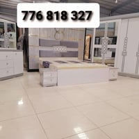 غرفة نوم • ٢١٠
