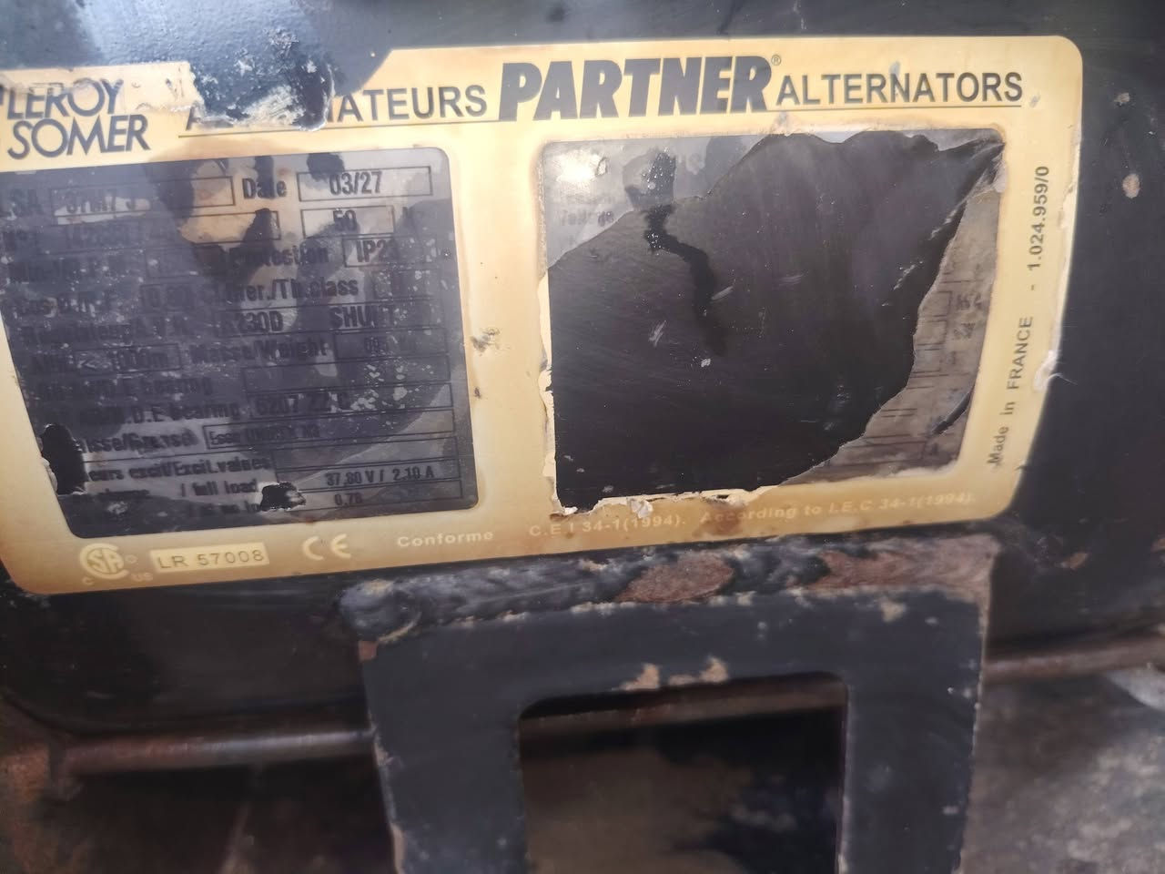 رأس توليد ١٣ كيفي ثري فيز.فرنسي.طبك بلاد. للبيع او المراواس براس توليد كيا ٣٠ كيفي ***********
