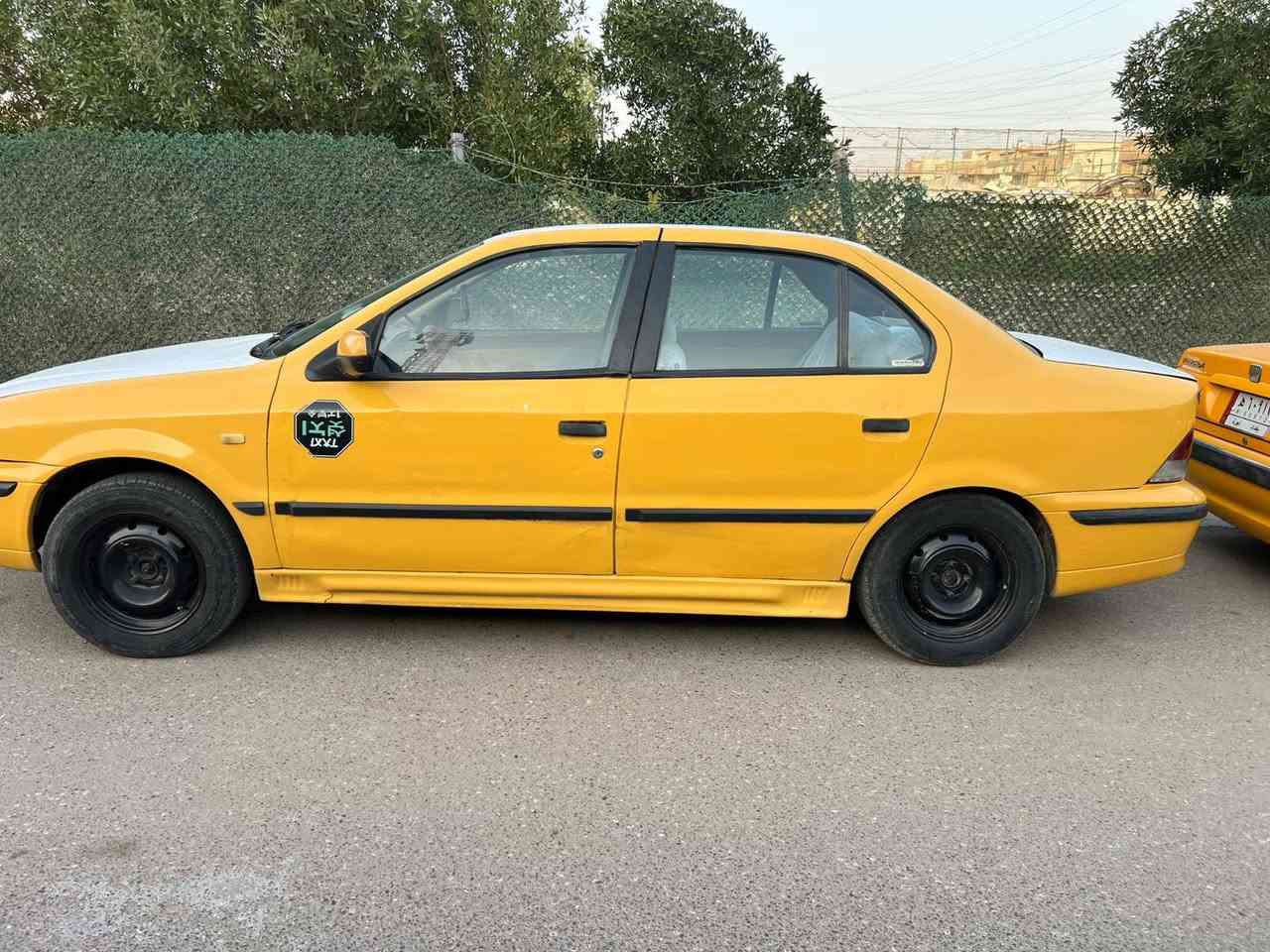 السلام عليكم. سنمد 2011 للبيع الچاملغات الأمامي ثنينهن مصبوغات وبيها بارد قليل  دواخل نضيفة گير ومكينة خير من الله السعر 35 وبيها مجال مكاني بغداد مدينة الصدر 
***********
