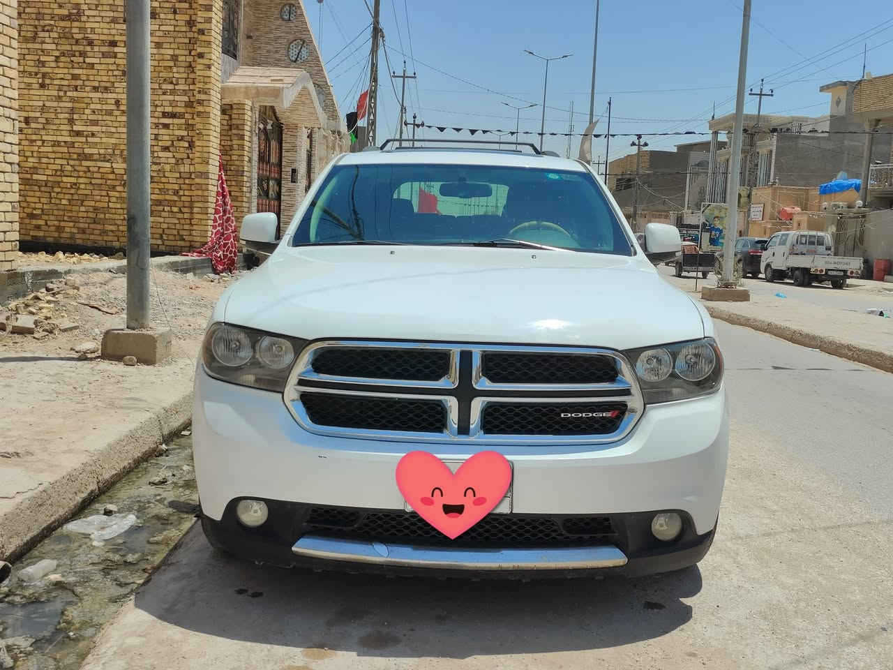 دورنكو فئه كرو موديل ٢٠١٣ هيمي بسمي الرقم بغداد خليجي فول السيارة ومكفولة ماعدا بارد  قليل السعر ١٩٠ وبيها مجال قليل مكان السيارة الديوانية غماس للتواصل ***********
