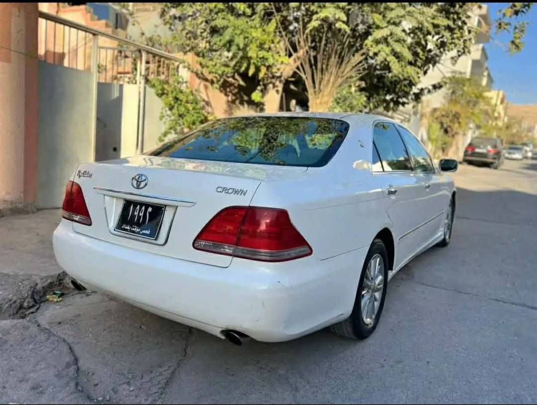 شاهینەی 182 سپی دوودووگمە گیڕومەکینەوتەبریت بەشەرت 
نرخی 42گڵاو مەعامەلەیەکەم شوێن چەمچەماڵ
ژمارەی مۆبایل/*********** / ***********
