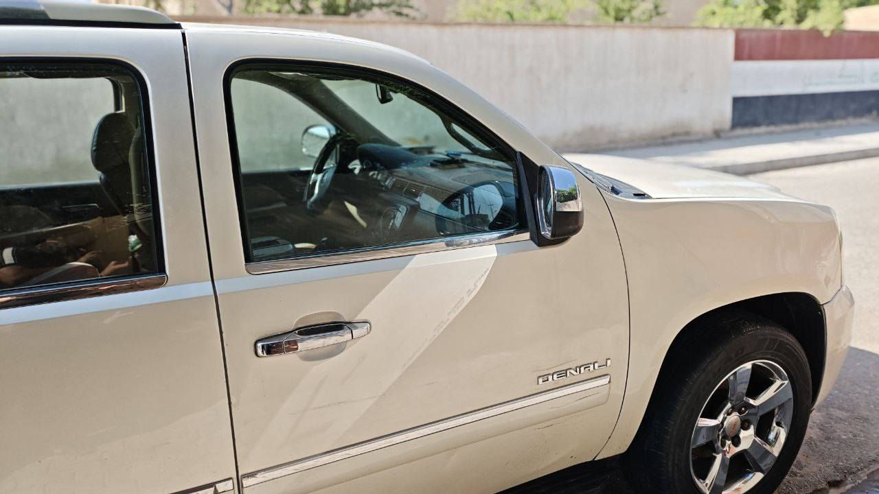 السلام عليكم ورحمة الله وبركاته GMC YUKON DENALI 2011 وارد امريكي رقم بغداد مشروع وطني باسمي ماشية ٢٨٠ الف كيلو متر قابل للزيادة  للبيع او المراوس بأقل السعر ١٩٥ وبيها مجال للإستفسار الاتصال على الرقم ***********
