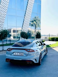 كيا ستنكر 2022 GT line وارد امريكي المواصفات :   محرك 2500 تيربو 4سلند...