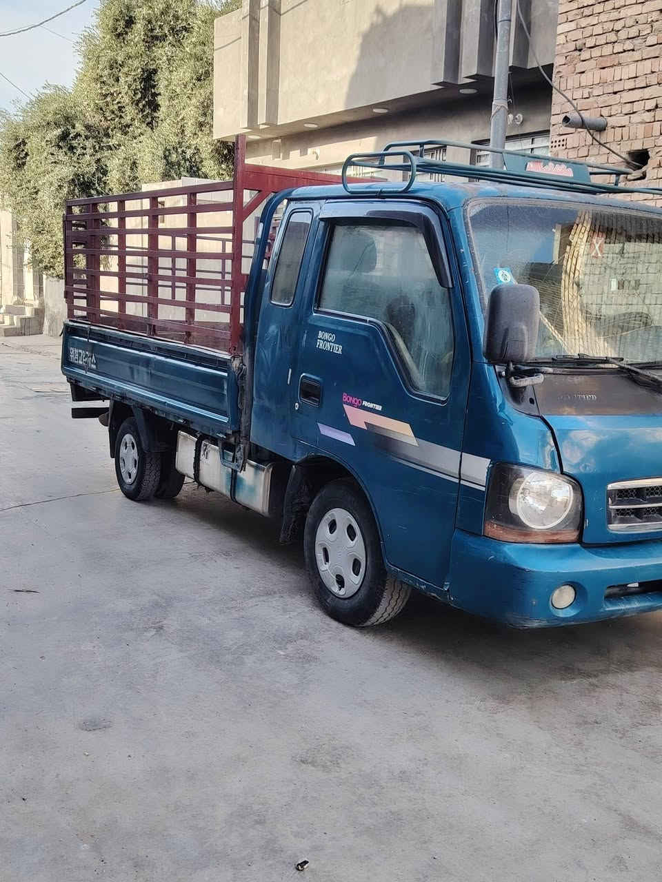 سلام عليكم كيه ام عيون موديل 200 0 رقم واسط سنويه جديده مجدده ل 30 تخم تاير جديد  تسكام مكفوله كفاله عامه مكينه وكير شاصي رقم شاصي كله مكفول مكاني واسط نعمانيه السعر 64 وبيها مجال ***********
