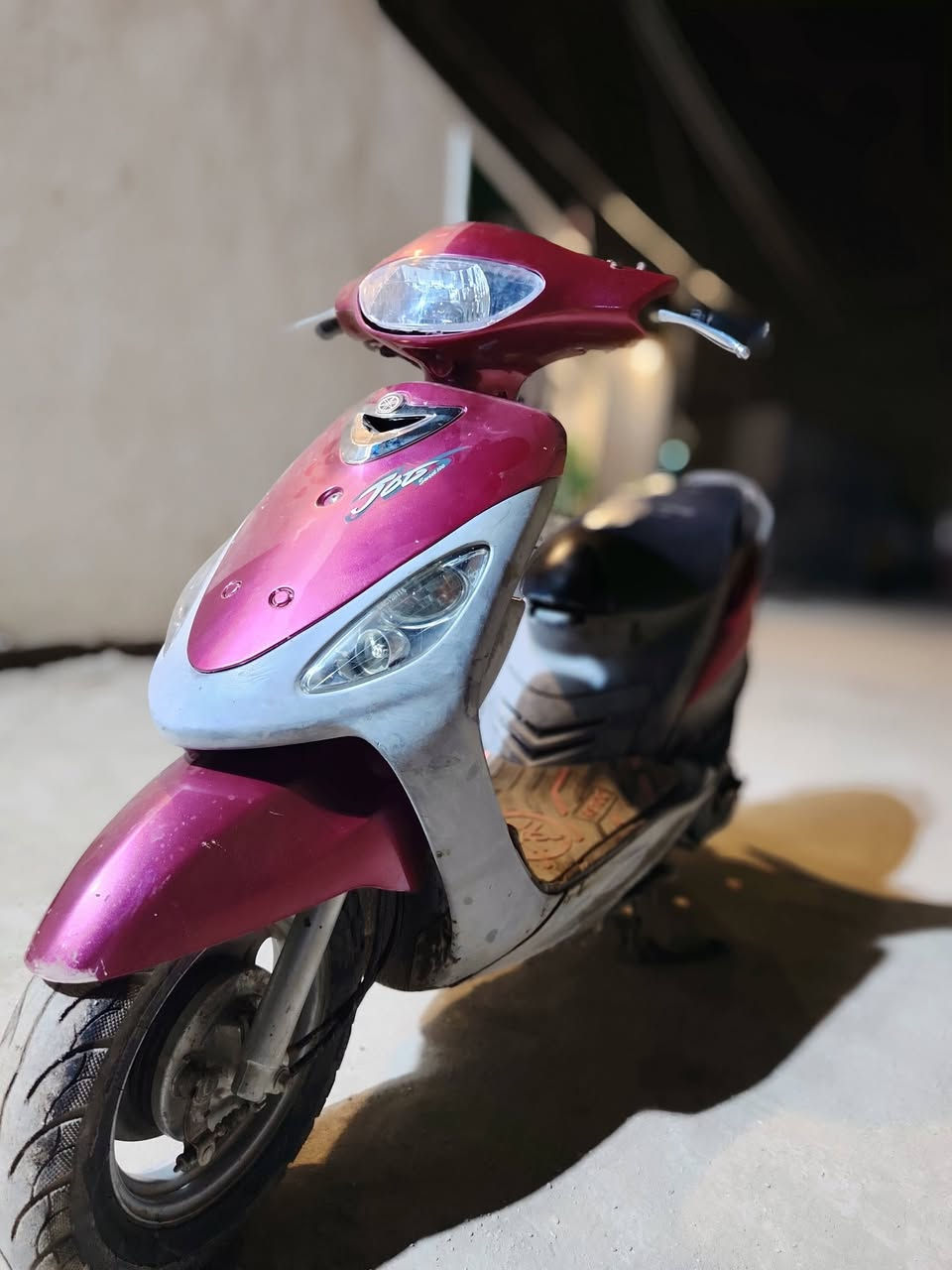 سلام عليكم دراجه ماس منغولي ابلادي مامفتوحه دراجه حلوه امرتبه (ملاحضه) اذا اتريد كفرات الاصلي موجوده لون رصاصي السعر خاص او اتصال ***********
