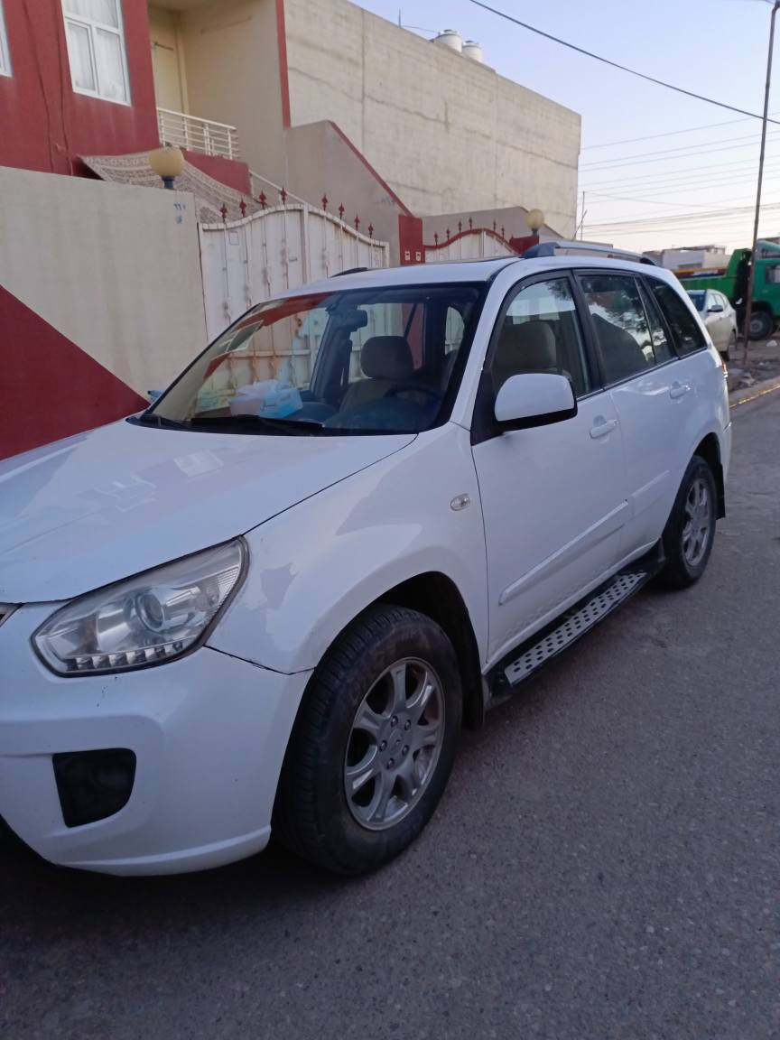 سەنەوی نوێیە زۆر خاوێنەو بێ مەسرەفە ماڵی دۆستەڕەقم کەرکوک دوو دەرگای هەیە بەعیزام دەفرشم بەقست 68وەرەقە پێشەکی 20وەرقەومانگانە3وەرقە  شوێن  هەولێر ژ.م.*********** زاخو, دهوك
